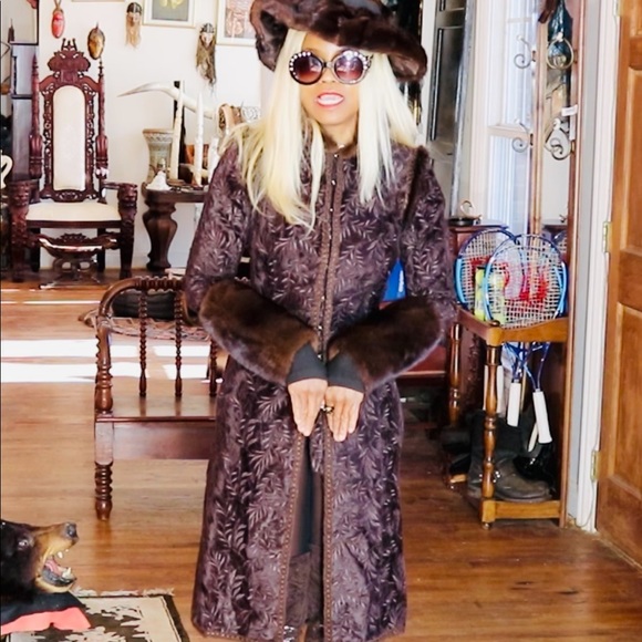 Andrew GN embroidered & mink fur trimmed coat XS - Picture 7 of 16